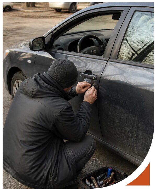 Профессиональное вскрытие автомобиля Тойота без повреждений в Озёрске